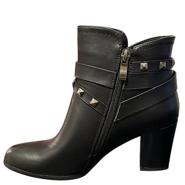 REDZ LDS STUD STRAP ZIP ANKLE BOOT - BLACK